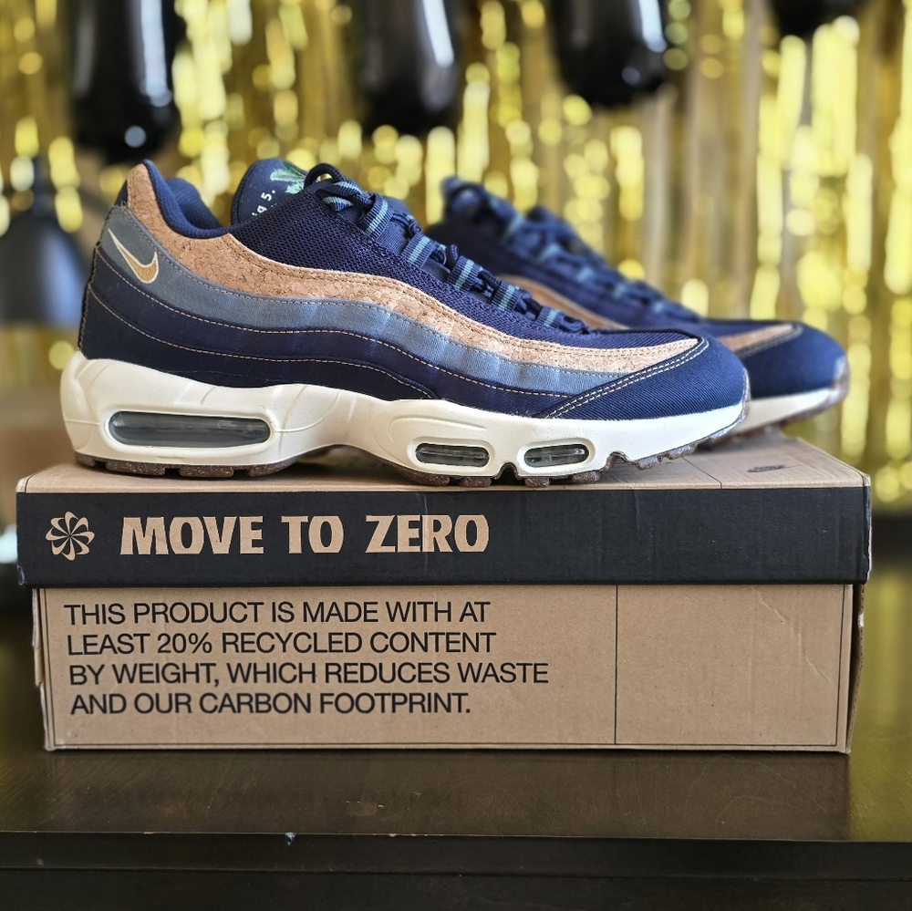 Nike Air Max 95 Navy and Tan Sneakers